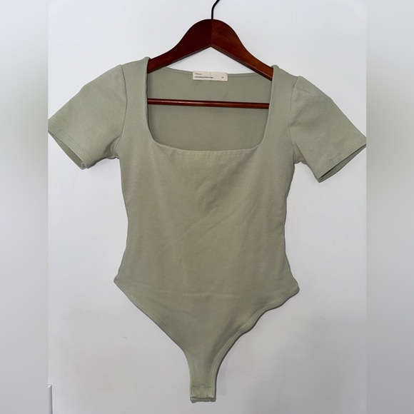 OAK Tops - OAK Square Neck Short Sleeve Bodysuit in Sage
